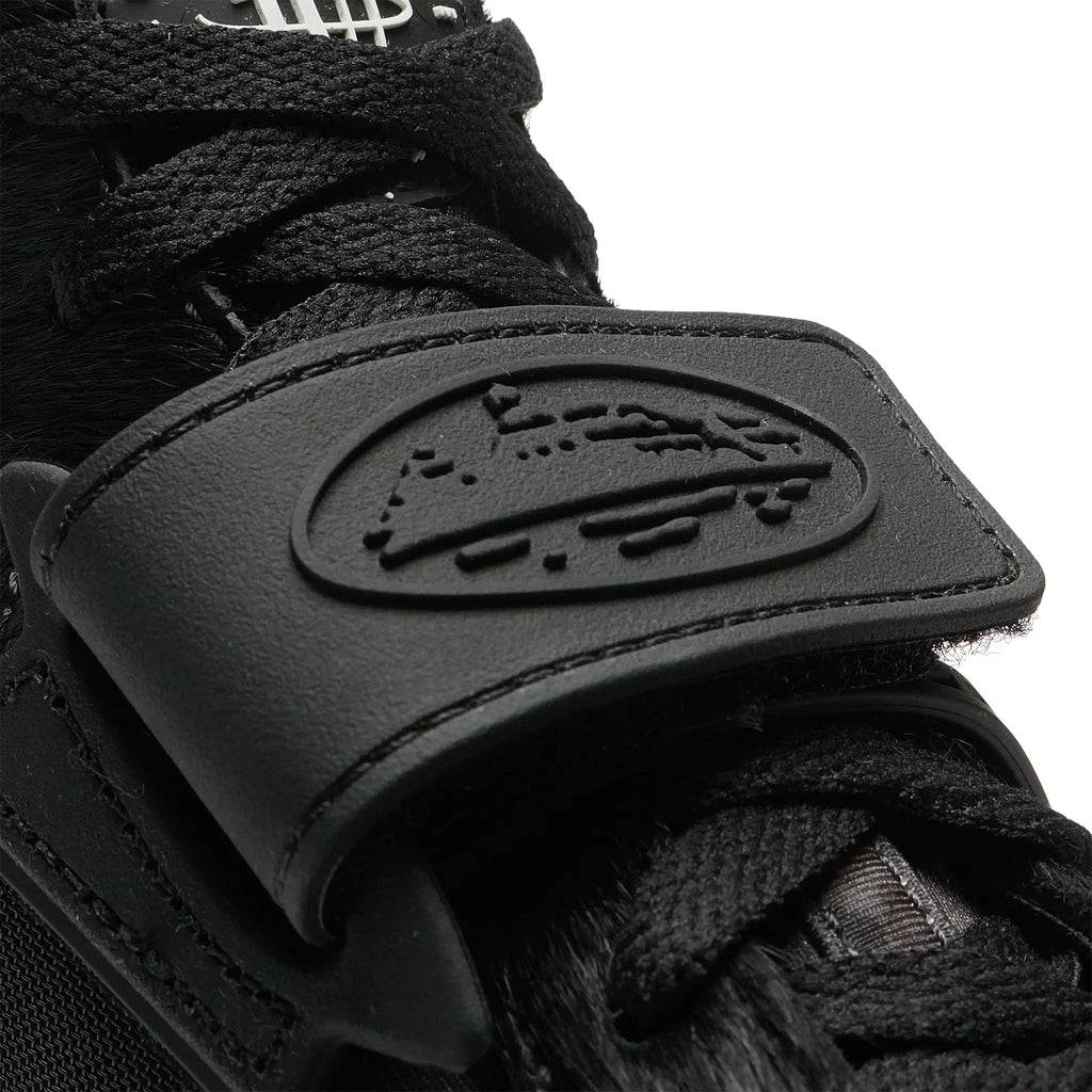 Corteiz x Nike Air Huarache Onyx Sneakers - Black