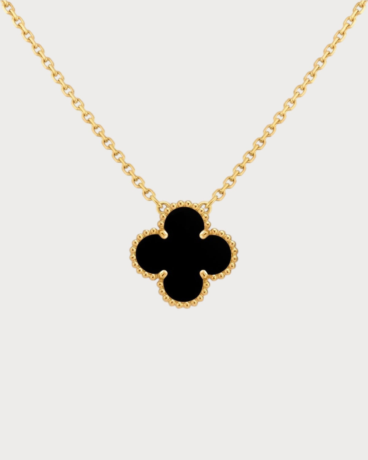 VAN CLEEF & ARPELS Vintage Alhambra Onyx Pendant 18k(Yellow Gold)
