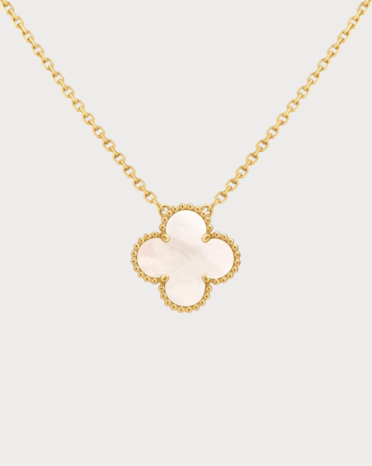 VAN CLEEF & ARPELS Vintage Alhambra White Pendant 18k(Yellow Gold)